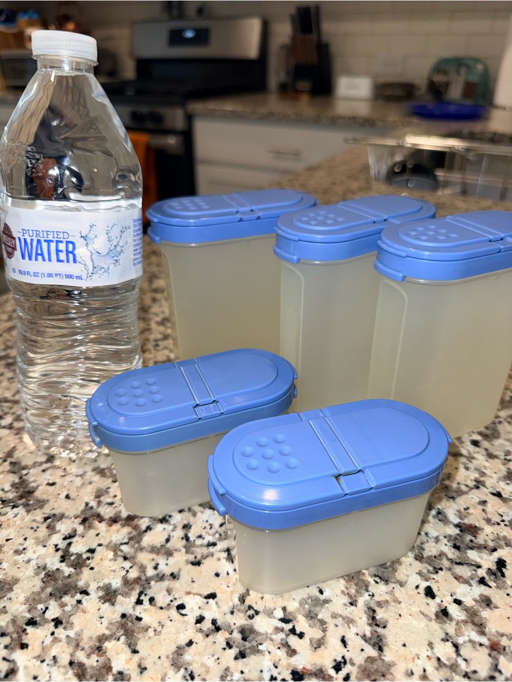 Tupperware vintage modular blue salt & pepper shakers and spice mates set of 5